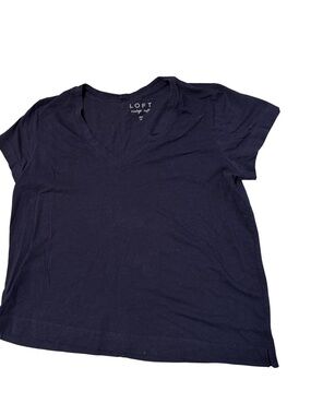 LOFT Navy V-Neck Short Sleeve Tee — Classic Basic